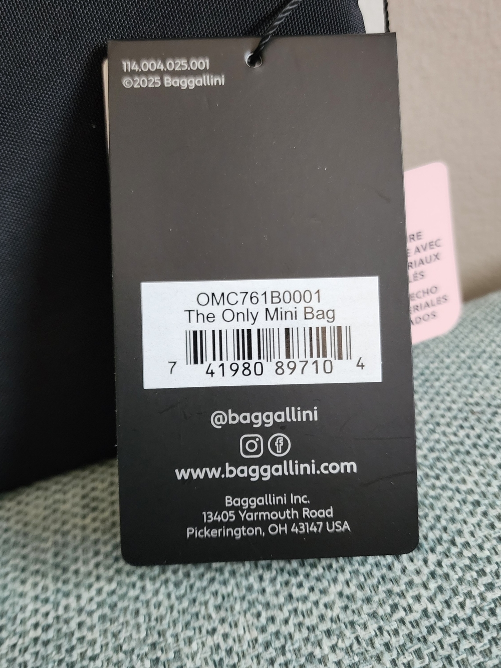Baggallini: Black RFID Mini Crossbody with Convertible Straps - Picture 8 of 9